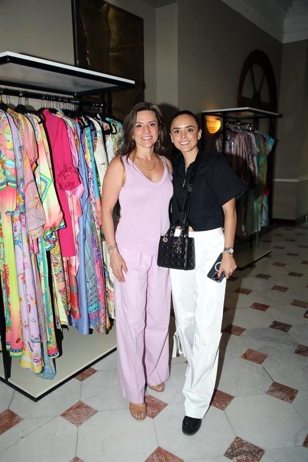 Lorena de Gámez y Lorena Gámez