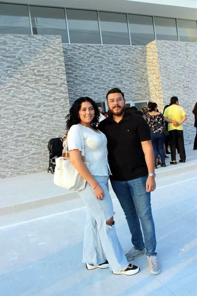 Alexa Reyes y Eduardo Bremer