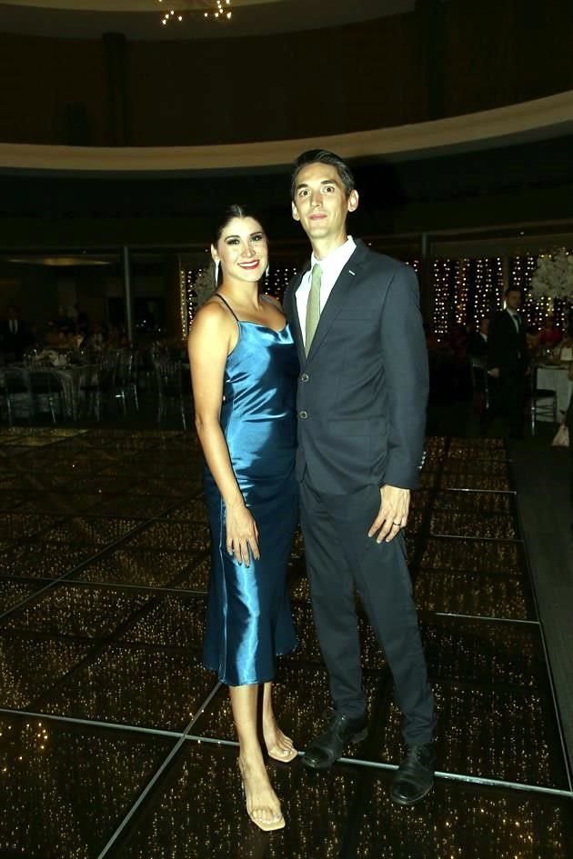 Gabriela Treviño y Carlos Tejada