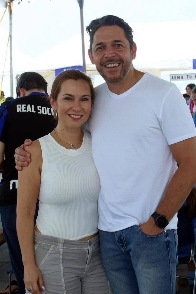 Monica Treviño y Eduardo Gonzalez