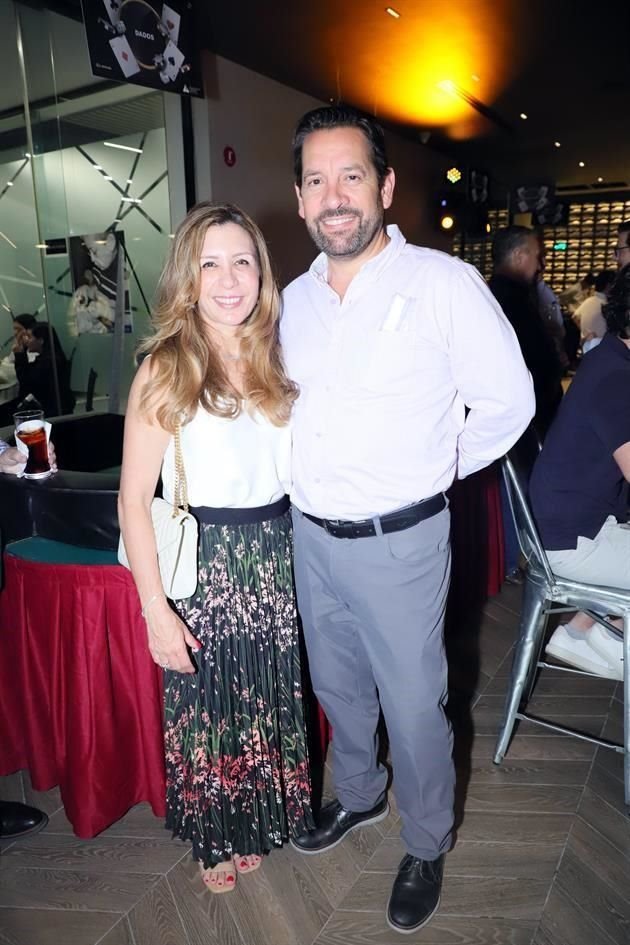 María de la Garza de Quintanilla y Rosendo Quintanilla