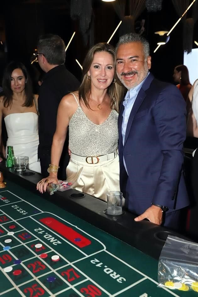 Claudia Garfias y Hugo Torres