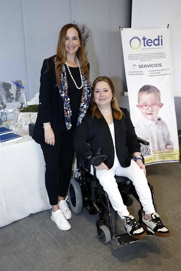 Denise Morales y Hannia Stahl