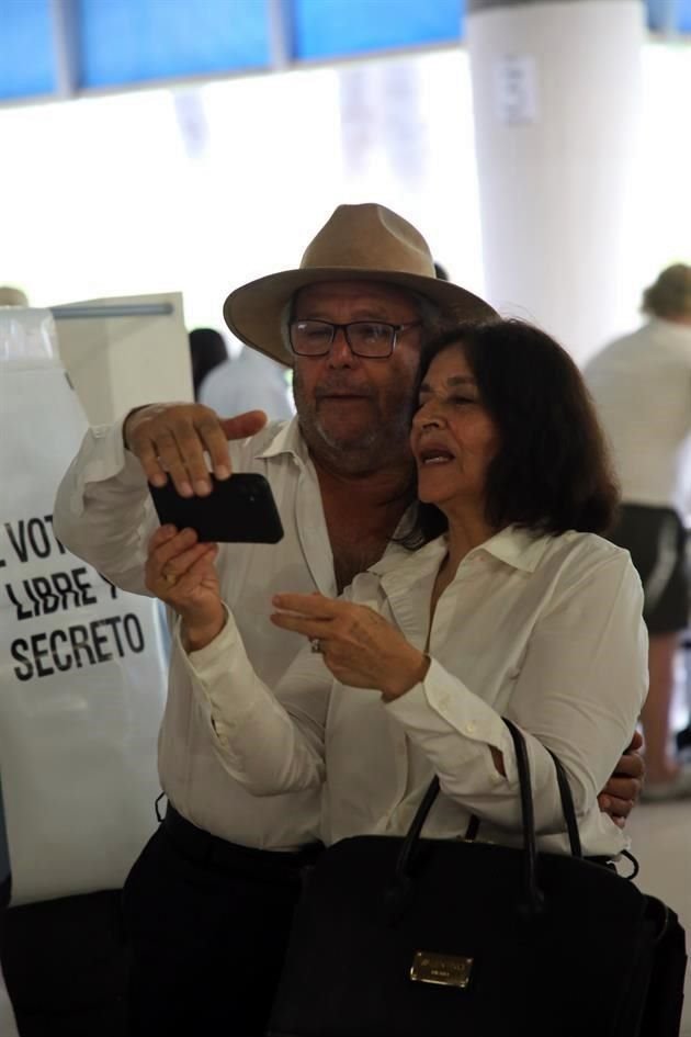 Dr. Placido Jiménez y Dra. Soledad Méndez de Lara