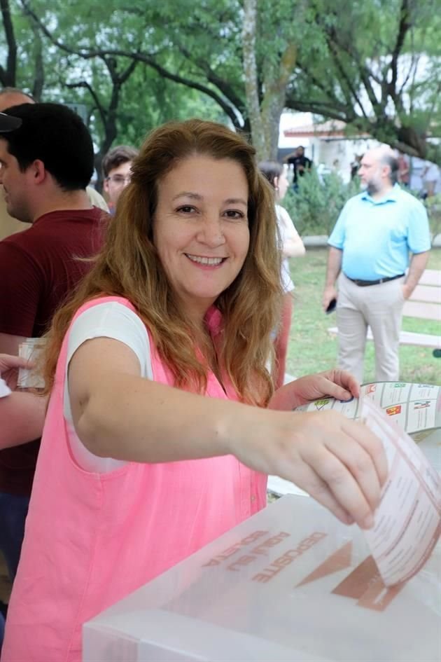 Lidia Pérez de Warnholtz