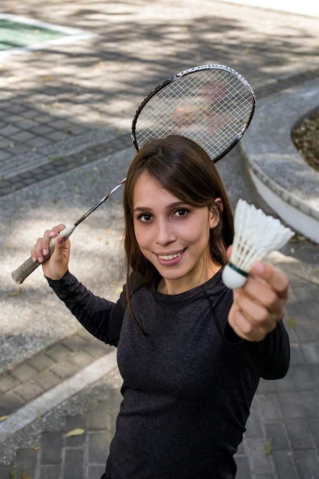 Haramara también ha sido invitada a dar pláticas motivaciones a jugadores de la categoría infantil.