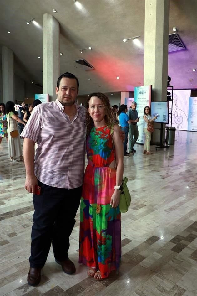 Bryan Pedraza y Paola Gutiérrez