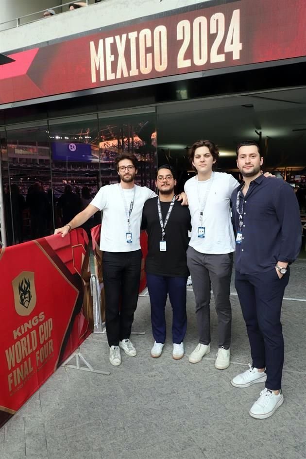 Miguel Guerra, Juan Pablo García, Andrés Fernández y Eduardo Valenzuela