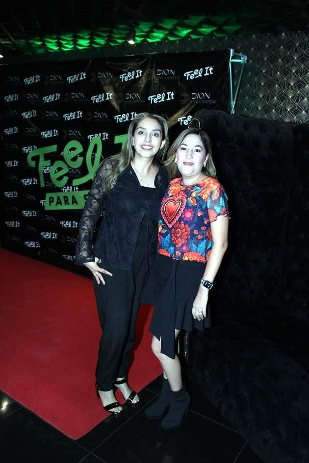 Mónica Chávez y Laura Valadez