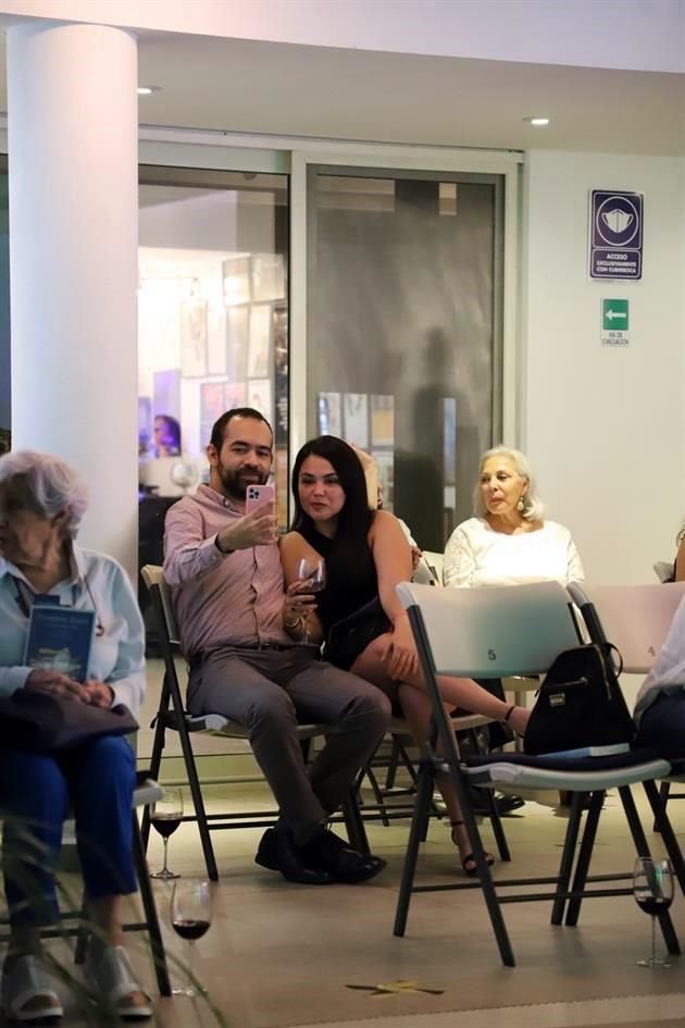 Luis Salas y Mayte Cantú