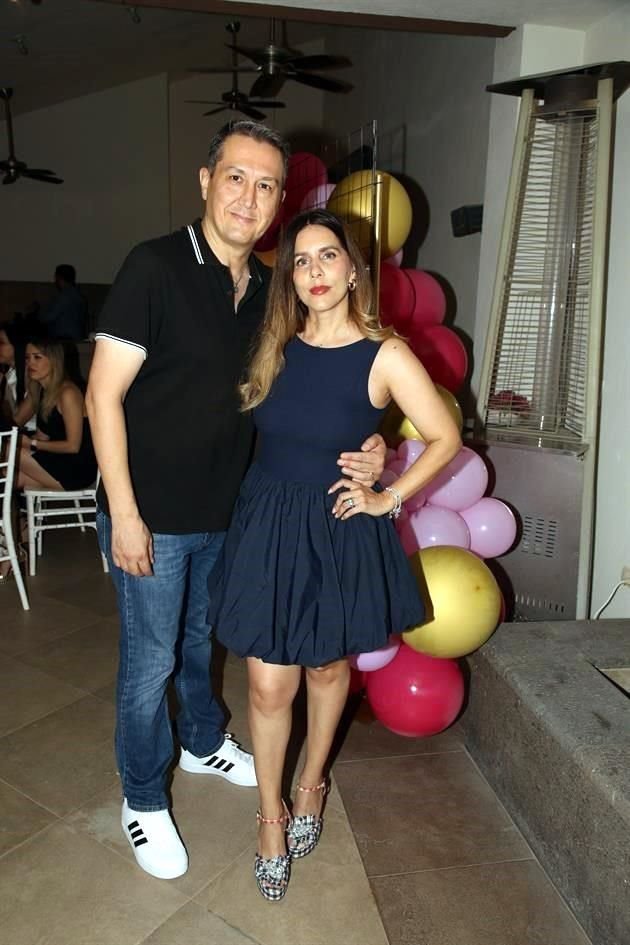 Héctor Aguirre y Claudia Urdiales