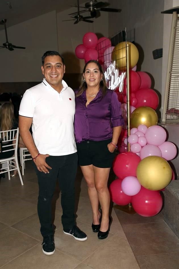 Luis López y Silvia Coello