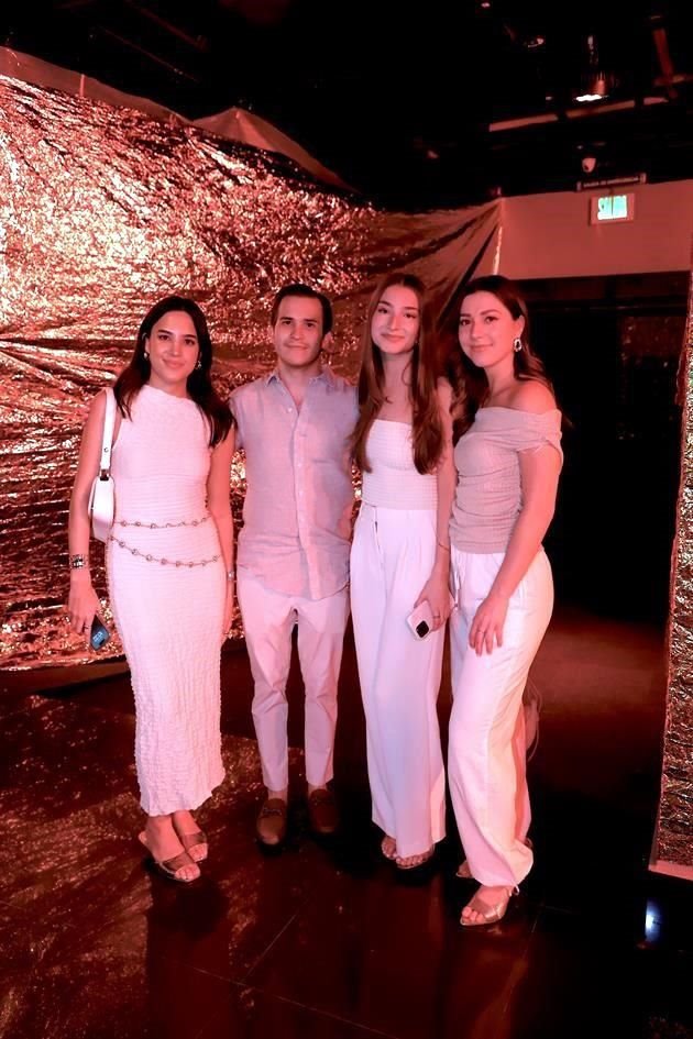 Rebeca Wolberg, Cristóbal Escamilla, Paloma Odriozola y Ana Vale Lozano