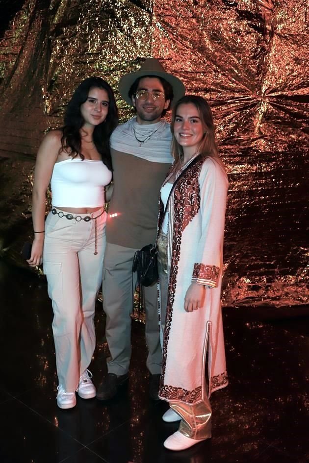 Andrea Partida, Akar Escamilla y María Celada