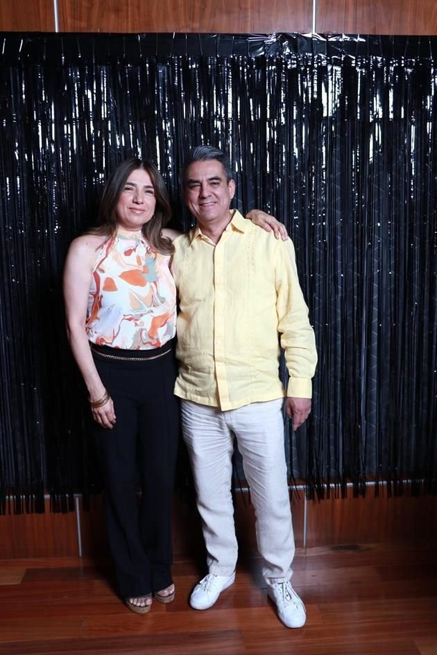 Edna Flores y Julio Alvarado