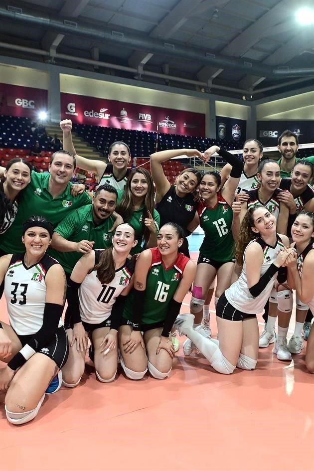 Las deportistas mexicanas celebraron su logro internacional