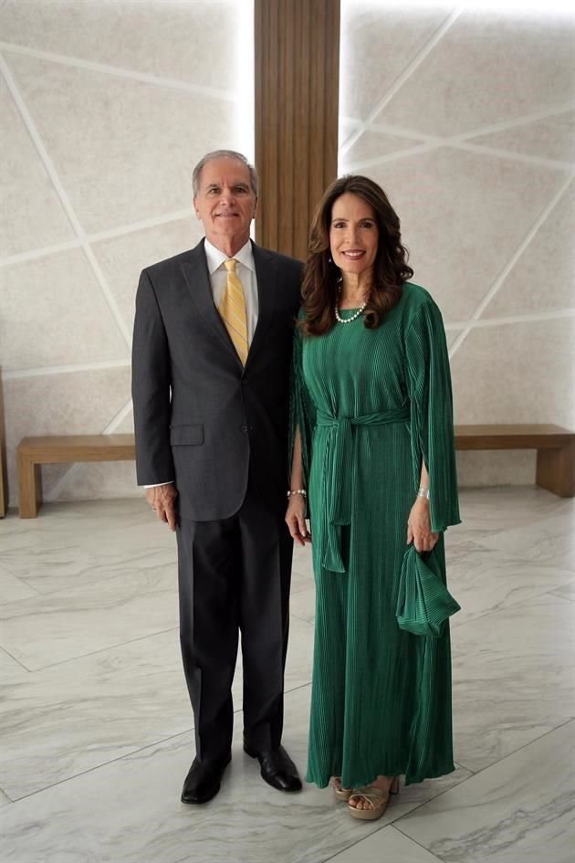 Alberto Camou y Cecilia Gámez de Camou