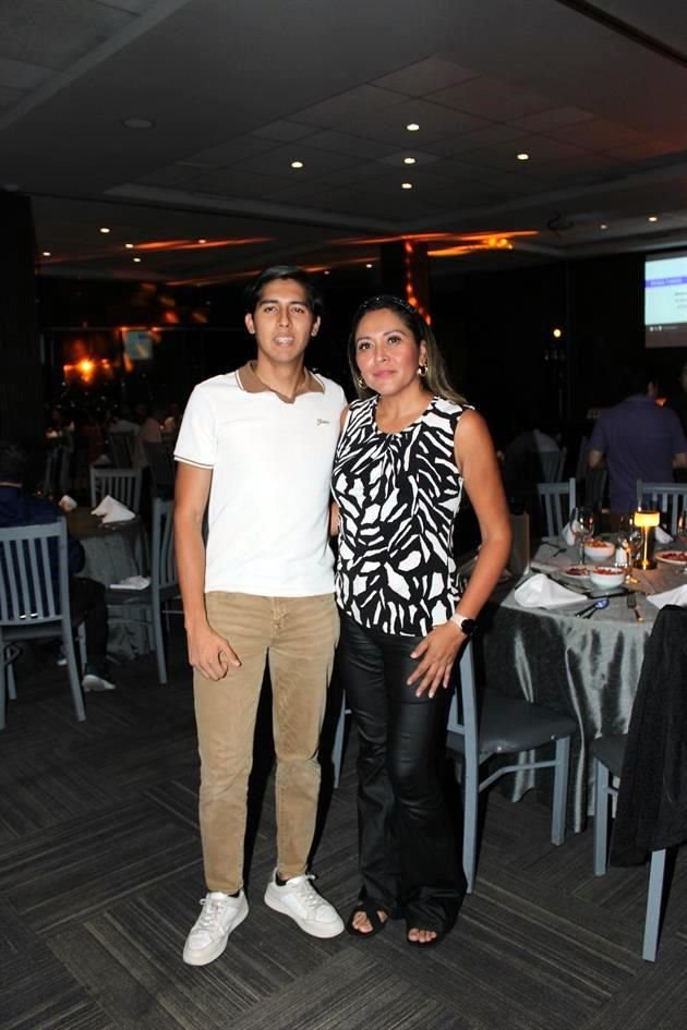 Hugo Hernández y Anabel Hernández