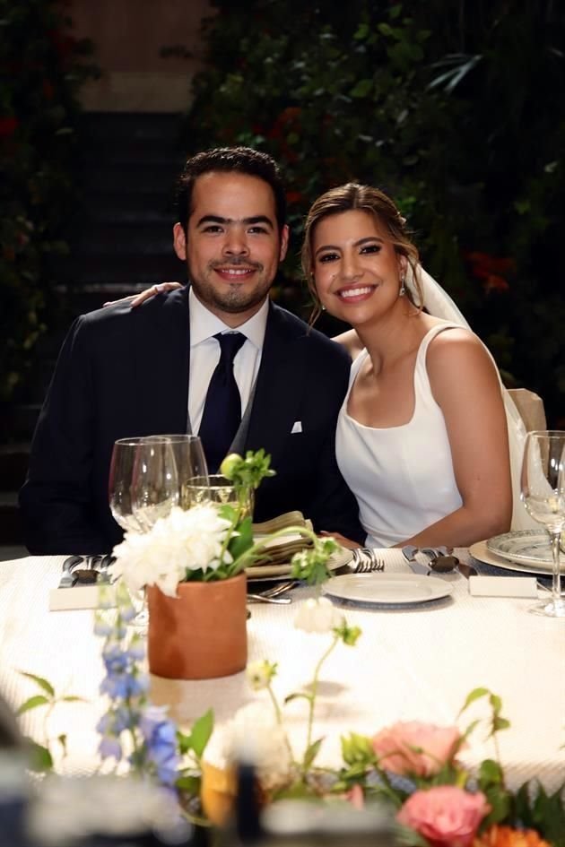Luis Fernando Maldonado Paredes y Jimena Meza Manjarrez