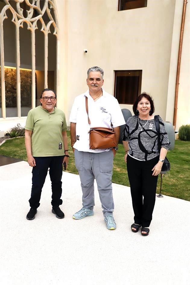 Armando González, Virgilio Garza y Rosa María Rodríguez Garza