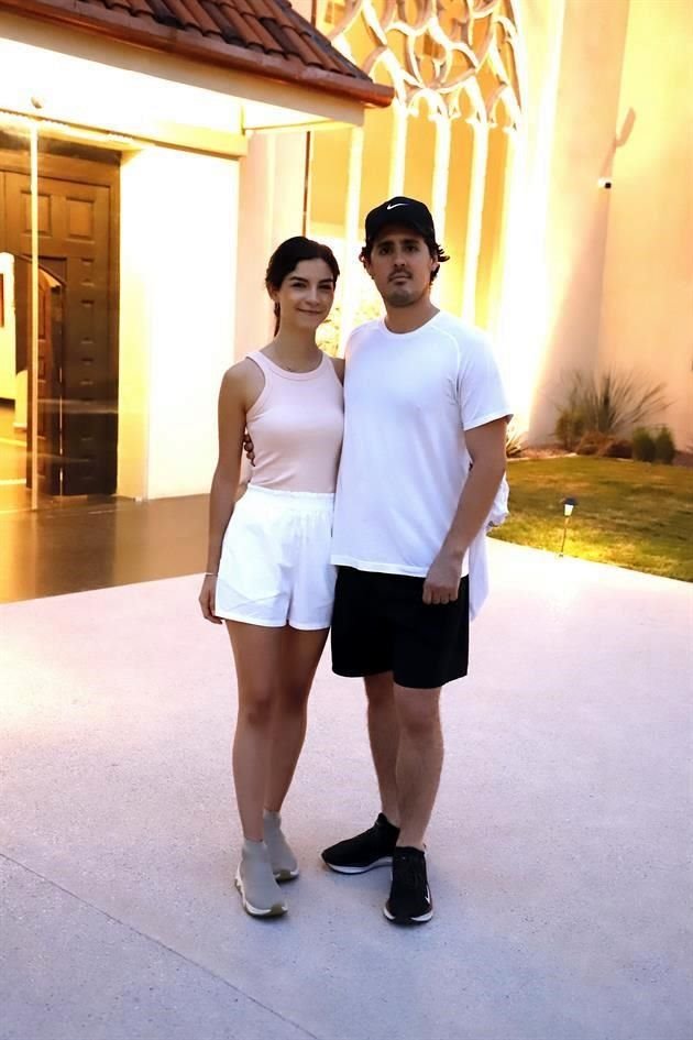Laura Sofía Sánchez y José Alberto Price de Silva