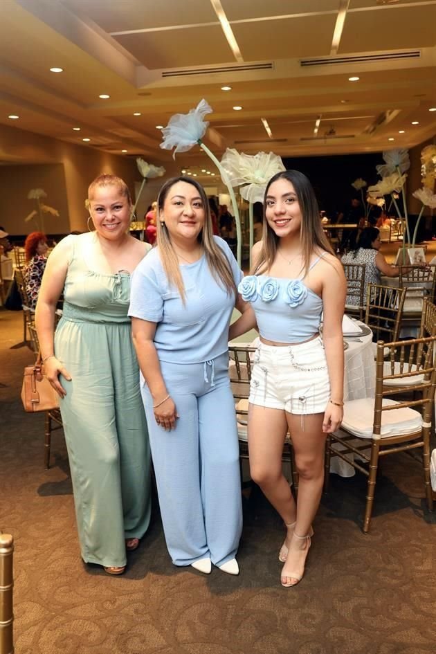 Ana Medrano, Angélica García y Jennifer Castillo