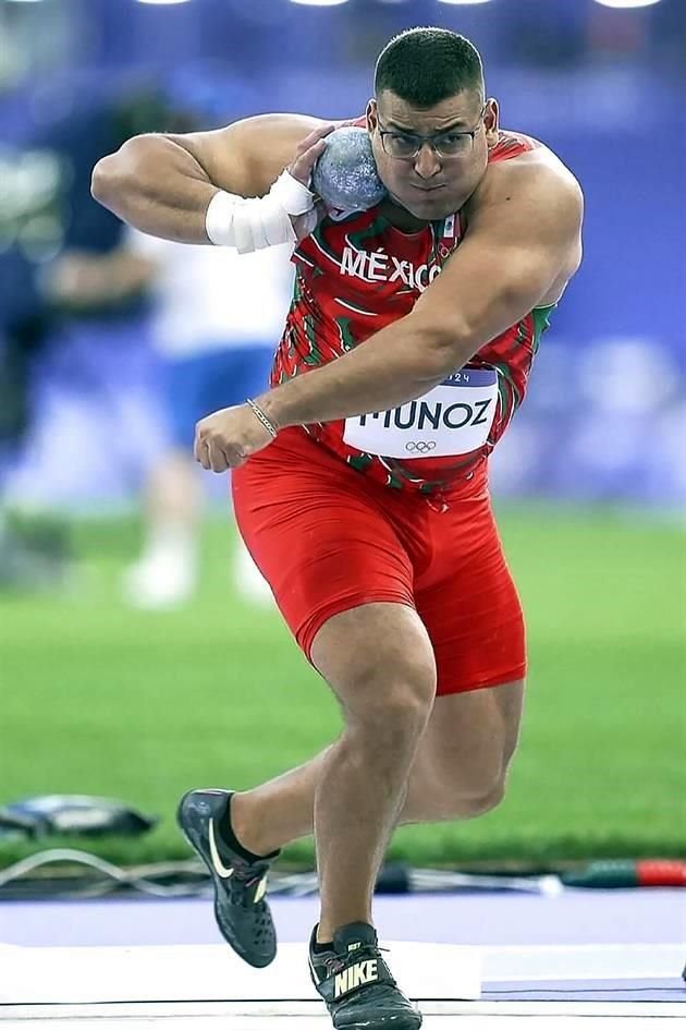 Uziel Muñoz se convirtió en el primer mexicano en la historia en avanzar a una Final olímpica en impulso de bala.