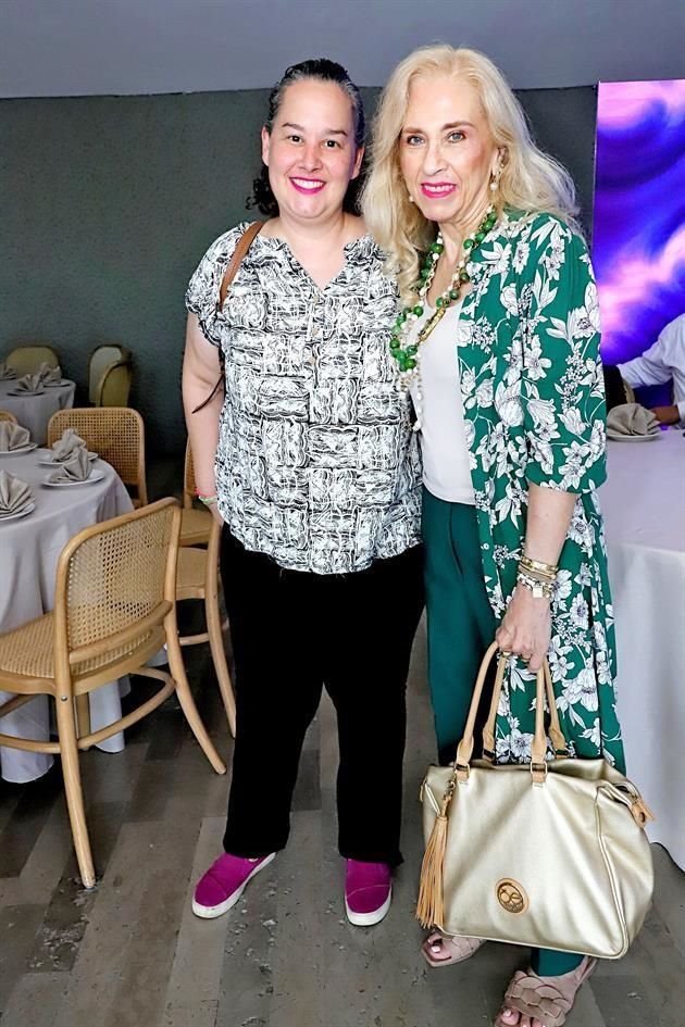 Catalina Elizondo y Rocío González