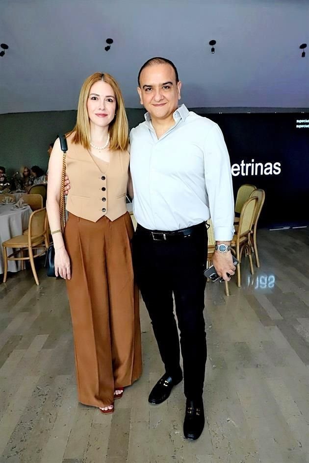 Gaby Espinosa de Kuri y Víctor Kuri