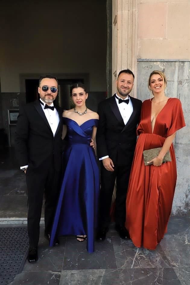 Ricardo Villamil, Lorena Acosta, Mayer Avendaño y Valentina Alzate