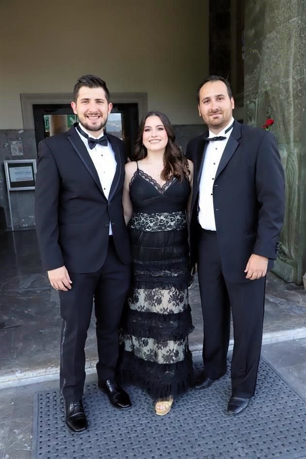 Jorge Margáin, Eugenia Sánchez y Eugenio Morales
