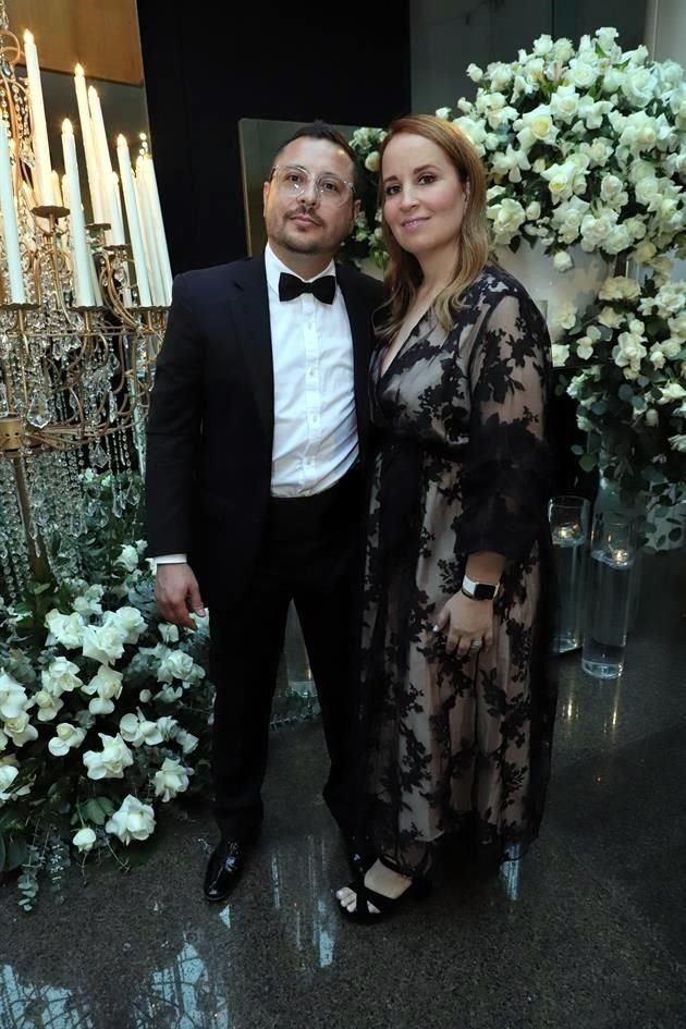 Carlos Garza y Flor Landeros