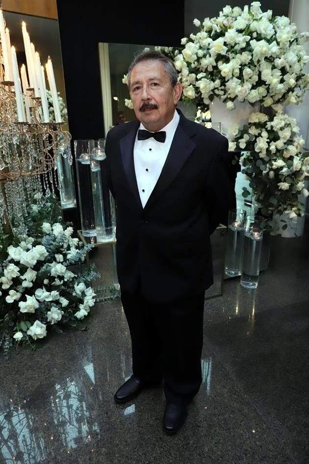 Pedro Landeros