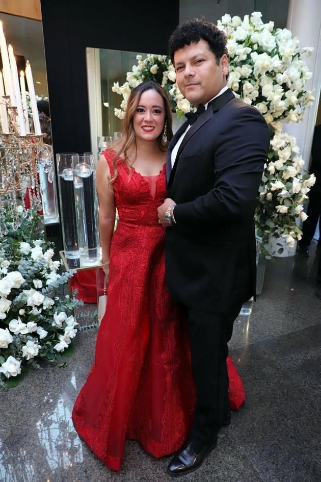 Karen Martínez y Miguel Estrada