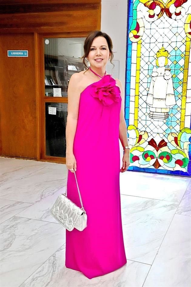 Adriana Flores de Garza
