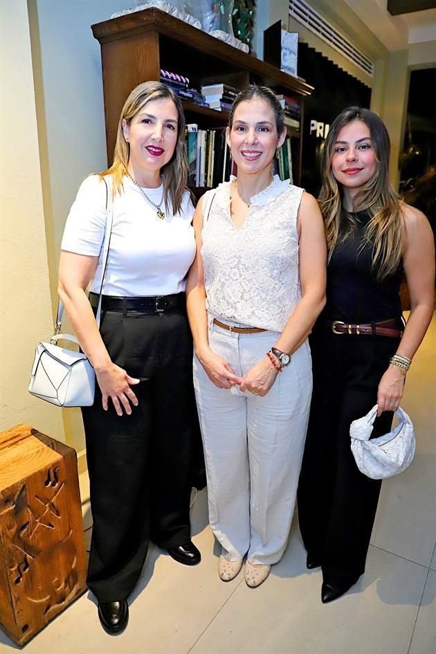 Marilu Garza, Alejandra Elizondo y Cecilia García