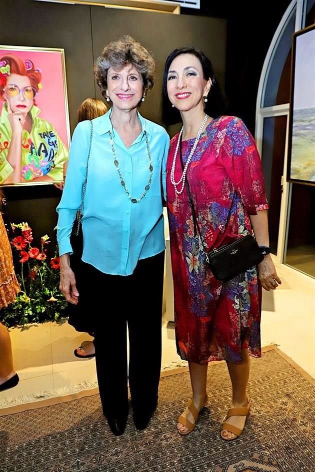 Lourdes Dieck y Blanca de Villarreal