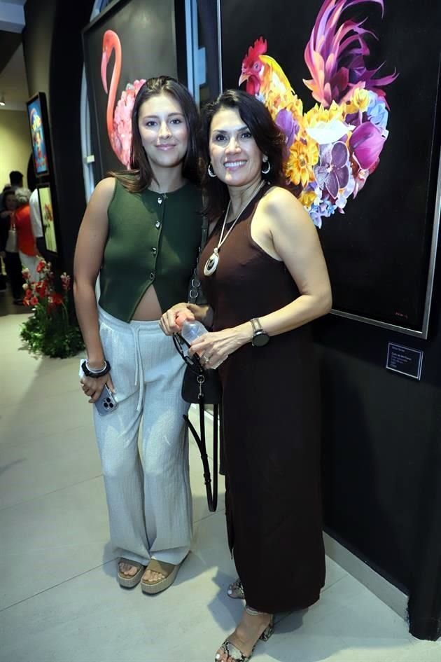 Marcela Elizondo y Laura Dávila