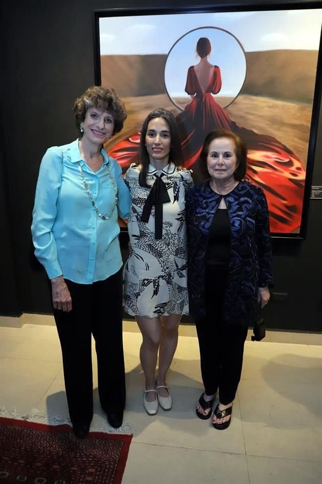 Lourdes Dieck, Catalina Zambrano y Lorena Coindreau