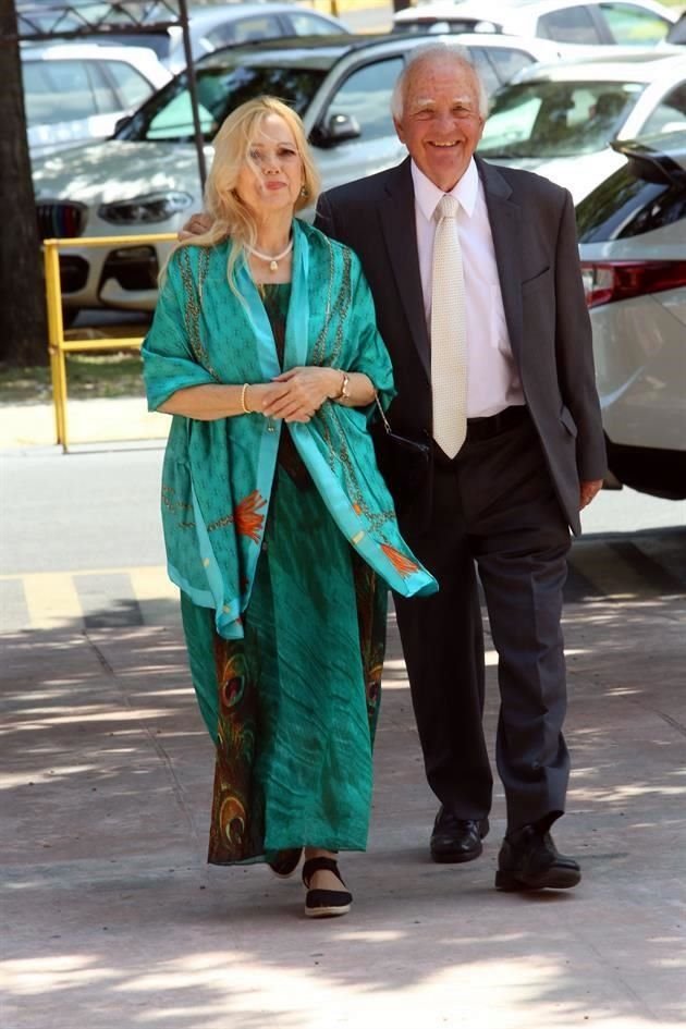 Enriqueta de Lozano y Humberto Lozano