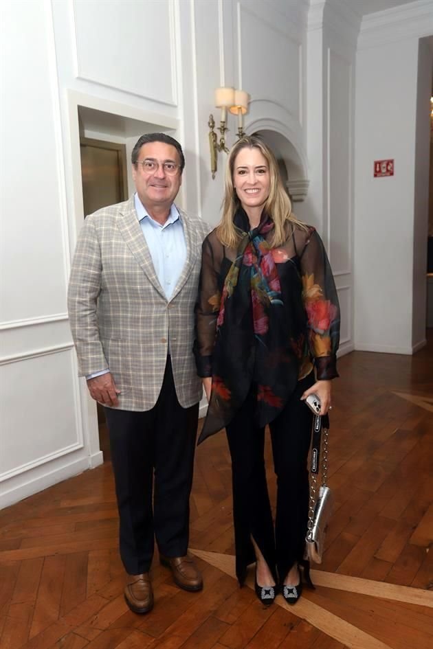 David Garza y Regina Martínez de Garza
