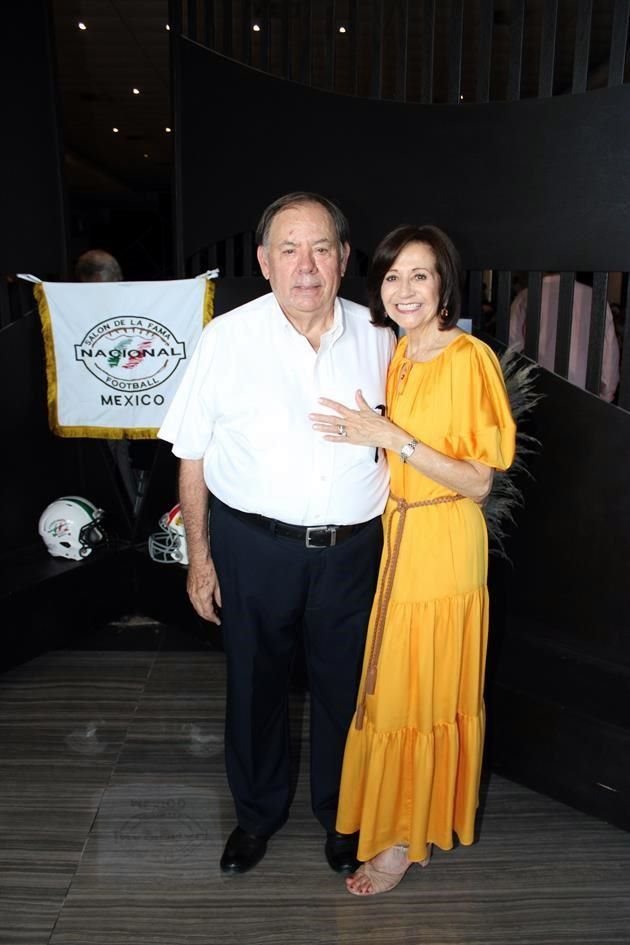 Fidencio Guzmán y María Eugenia Favela de Guzmán