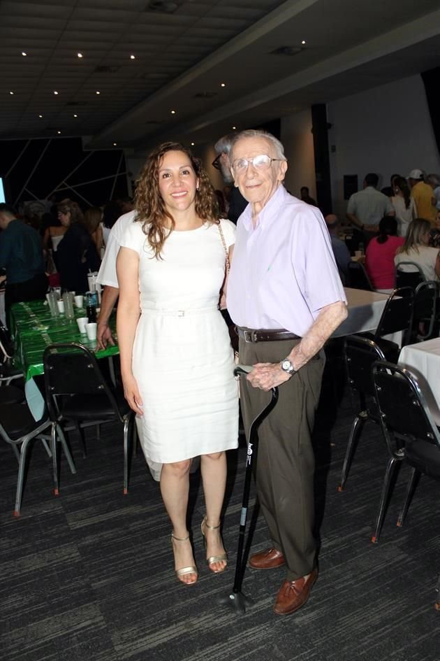 Erika Wolberg y Manuel Familiar