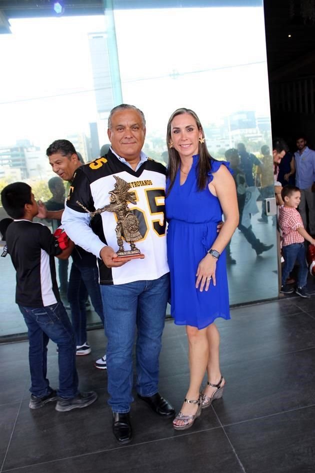 Francisco López y Adriana de López