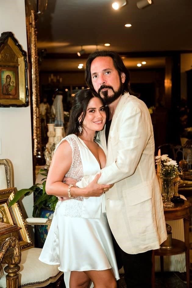 Catalina Cavazos y Eduardo López