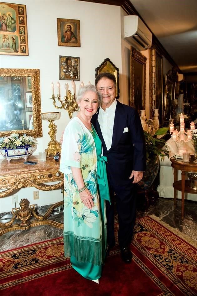 Catalina Sada de García y Eduardo García Alanís
