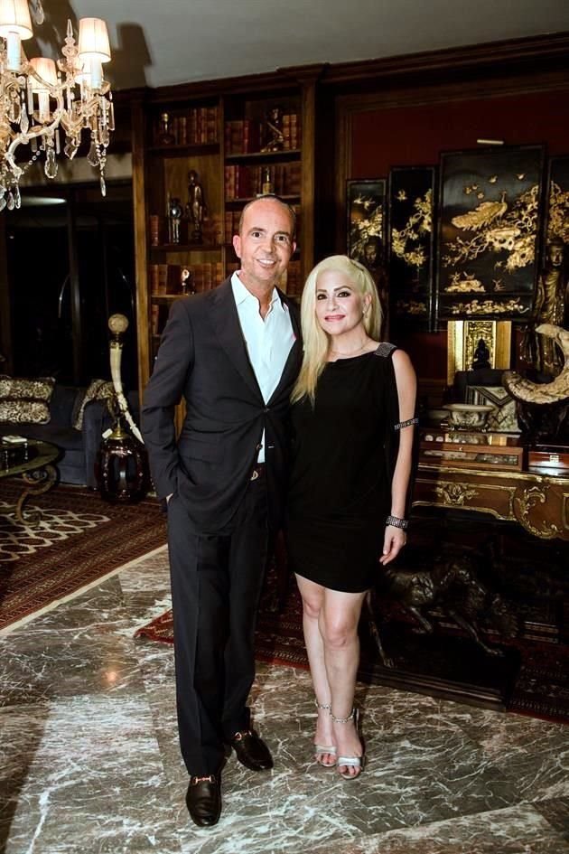 Rafael Alanís Cantú y María Fernanda García Sada