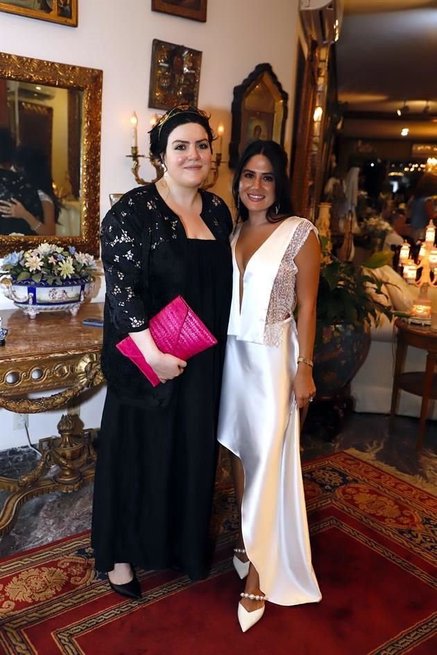 Eugenia Cavazos y Caty Cavazos