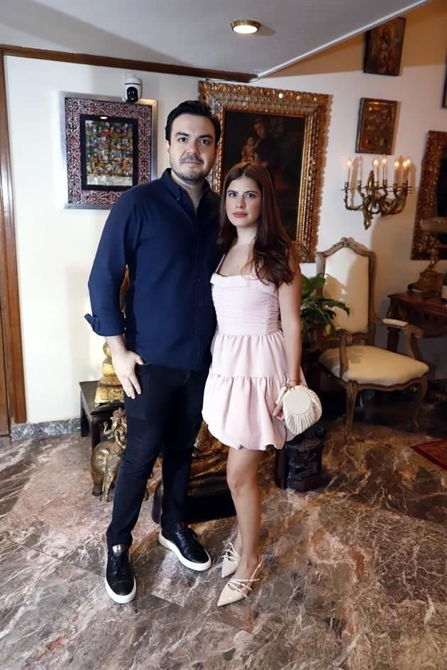 José Eduardo Montoto y Valeria Serna