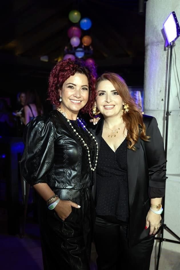 Lizzeth Marcos y Érika Rodríguez